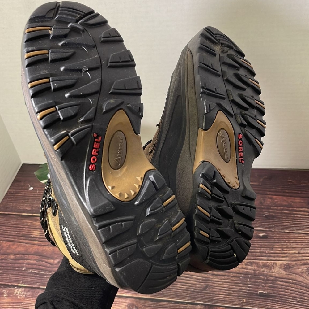 SOREL Women's Hiking Boots size 9 - Picture 3 of 8